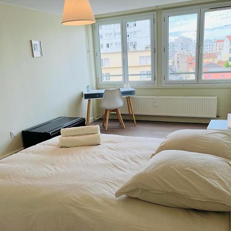 Espace 500 - Cosy, Wifi & Vue Sur La Ville Saint-Etienne  Esterno foto
