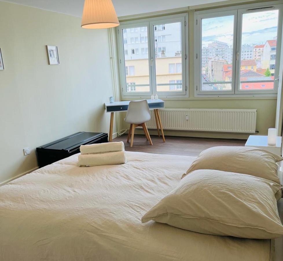 Espace 500 - Cosy, Wifi & Vue Sur La Ville Saint-Etienne  Esterno foto